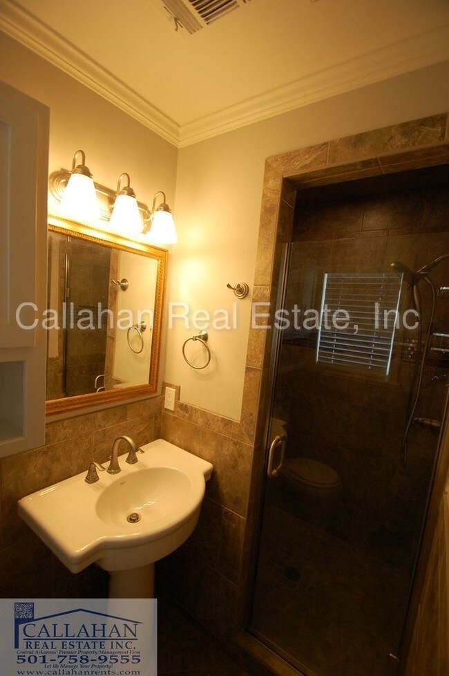 Building Photo - Sherwood 3 Bedroom Home