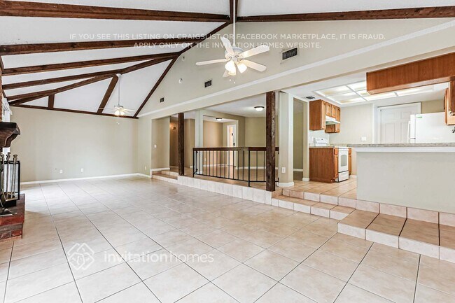 Foto del edificio - 808 Black Knight Dr