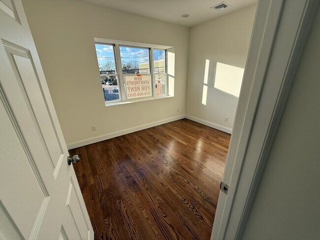 Foto del edificio - 272 Broadway