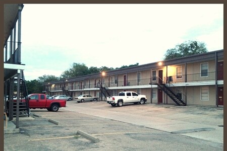 Whispering Hills Apartaments - Whispering Hills Apartments