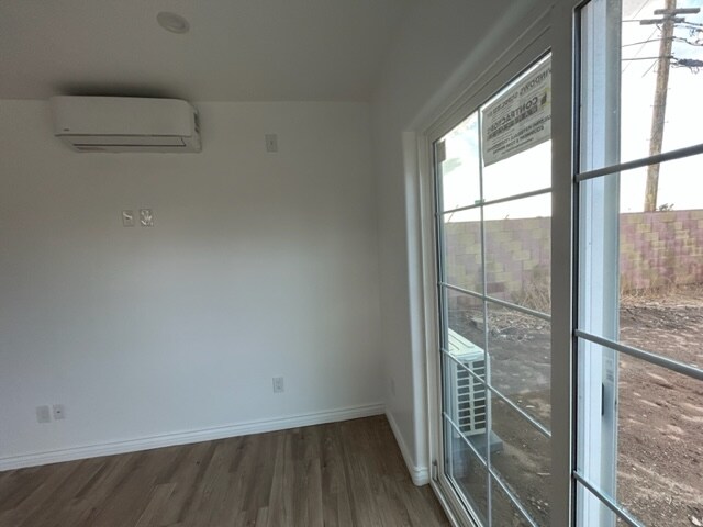 Building Photo - 38603 Puerta Ave