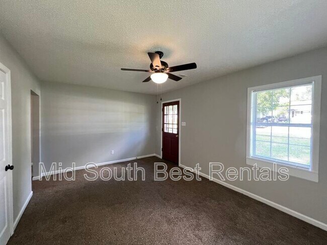 Foto del edificio - 3203 Winslow Rd