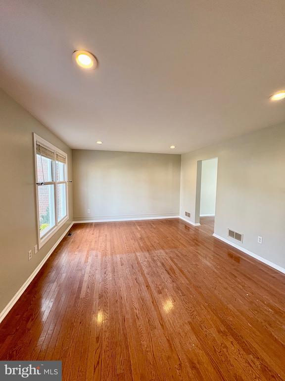 Foto del edificio - 106 Sunset Way