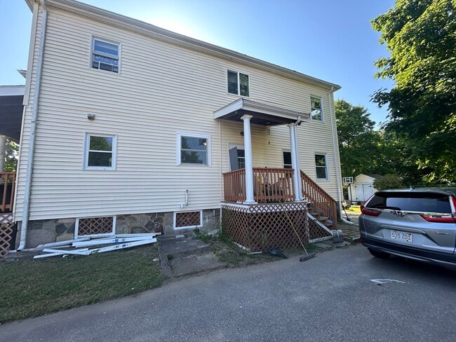 Building Photo - 55 Cushing Ave