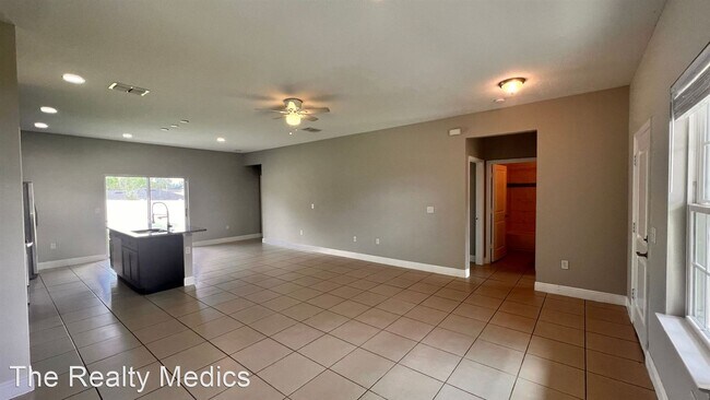 Foto del edificio - 4 br, 2 bath House - 331 Hibiscus Dr