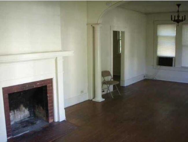 Building Photo - 309 E 34th St