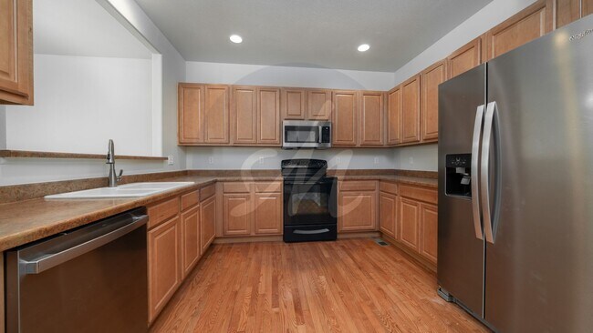 Foto del edificio - End Unit Townhome in Ridgeview at Stetson ...
