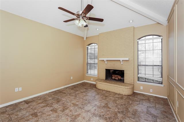 Foto del edificio - 700 Sunrise Ct