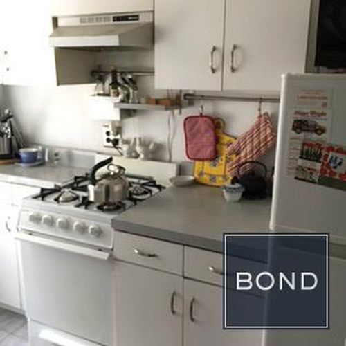 Foto del edificio - 242 E 81st St