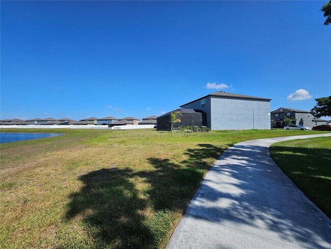 Foto del edificio - 12751 Weston Oaks Ln