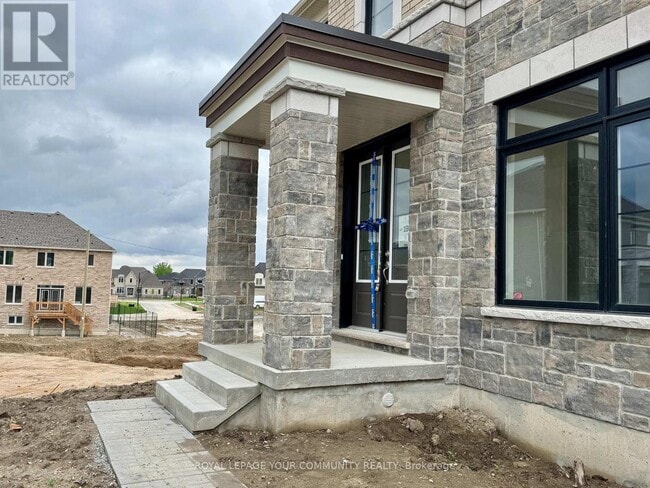 Building Photo - 8 Elderberry Wy