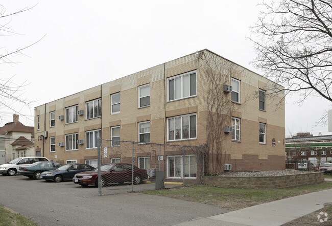 Building Photo - 2014 3rd Ave