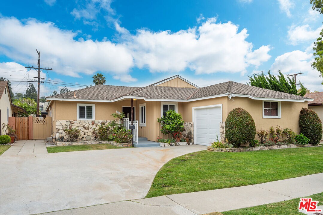 Primary Photo - 11236 Rudman Dr