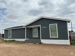 Building Photo - 3580 N Treadway Ave