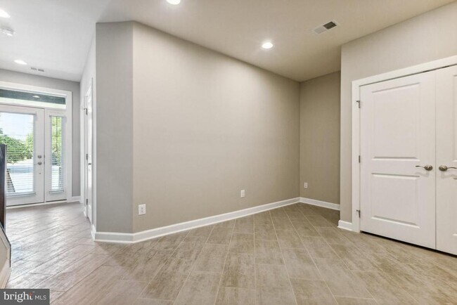 Foto del edificio - 9314 Sweetbay Magnolia Ct