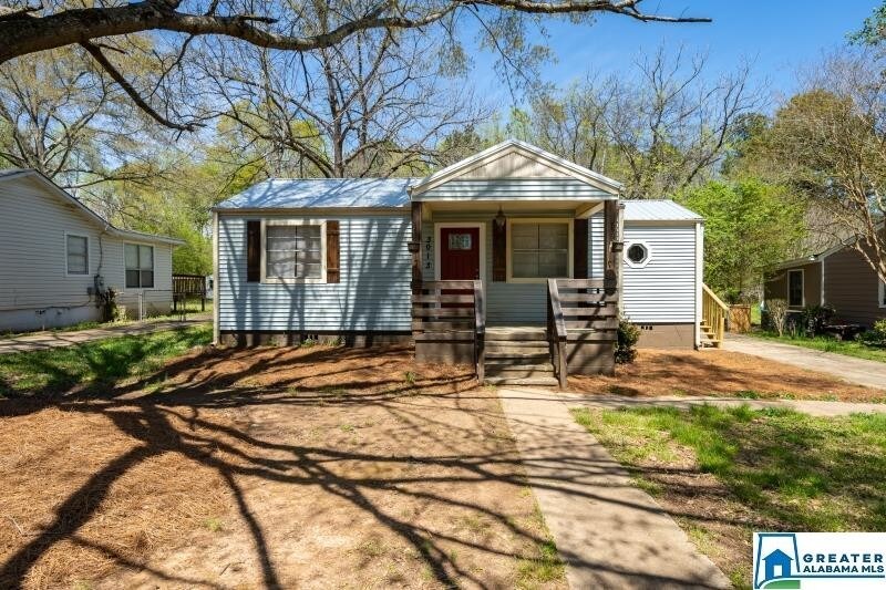 Primary Photo - 3013 Highland Dr