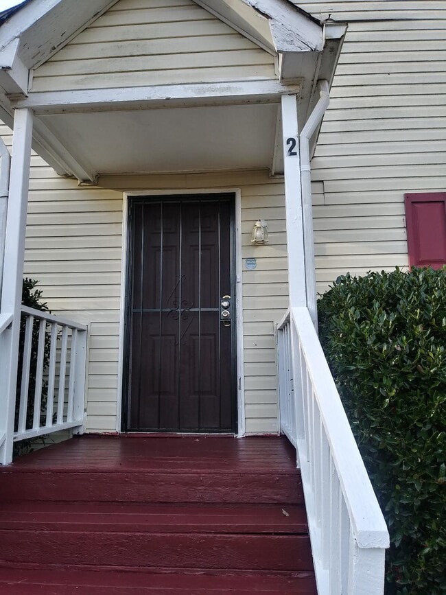 Front door - 2 Cooper Dr