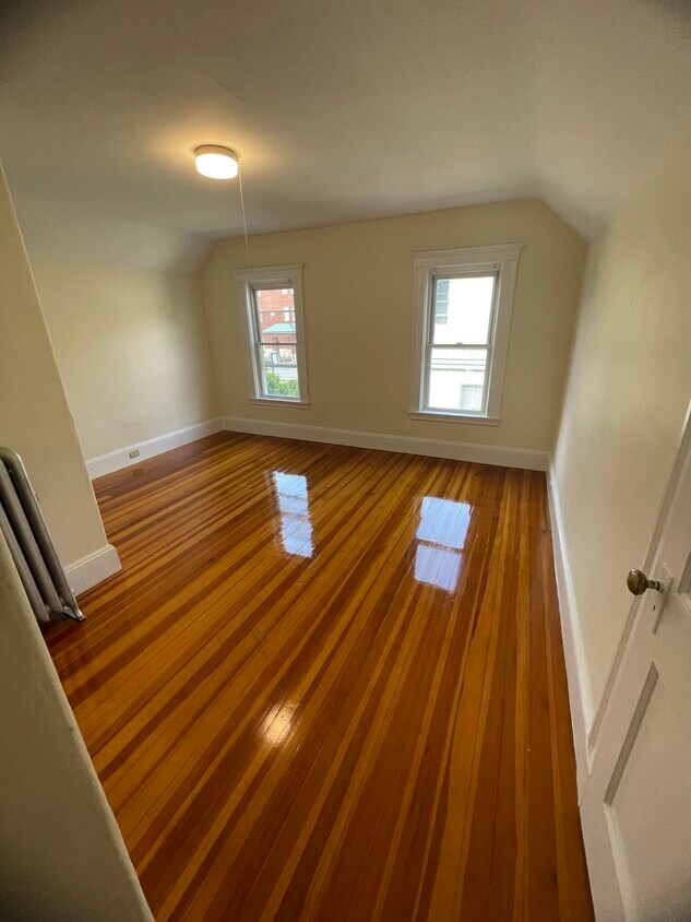 17 Egerton Rd Unit 1, Arlington, MA 02474 Apartments in Arlington, MA