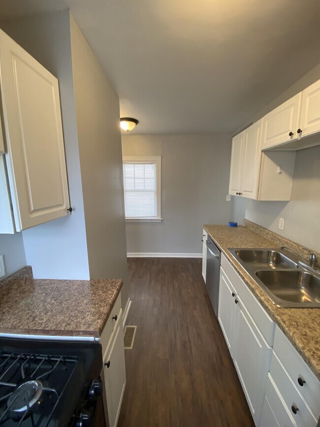 Foto del edificio - 1522 Prather Ave