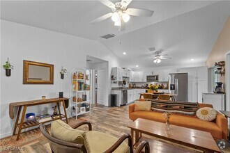 Building Photo - 27433 Las Lomas Dr