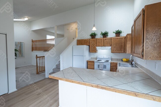Foto del edificio - Single Family Home for Rent in Rifle