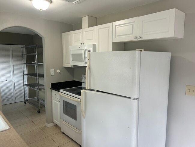 Cocina - 134 Burns Ave