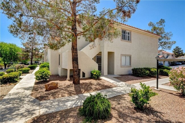 Building Photo - 760 Hunters Creek Ln