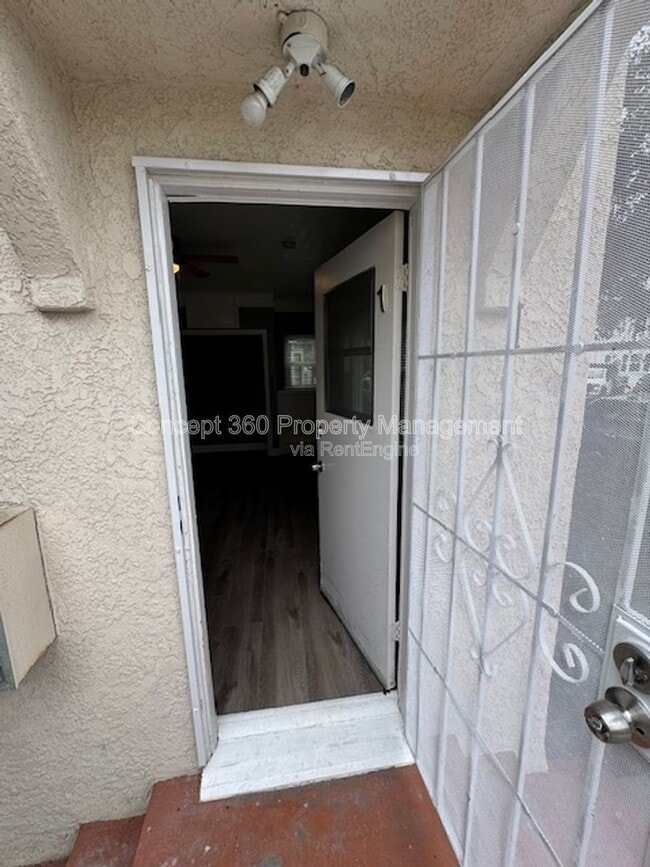 Foto del edificio - 714 Lime Ave