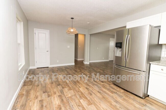 Foto del edificio - 3629 Thrushwood Dr