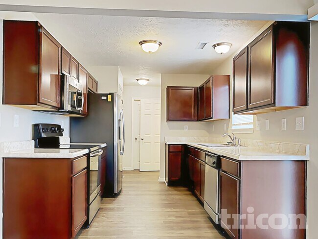 Foto del edificio - 6427 Calabash Pl