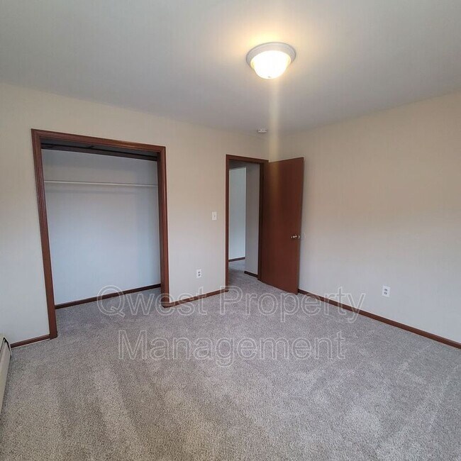 Foto del edificio - 3027 Taft Ave SW
