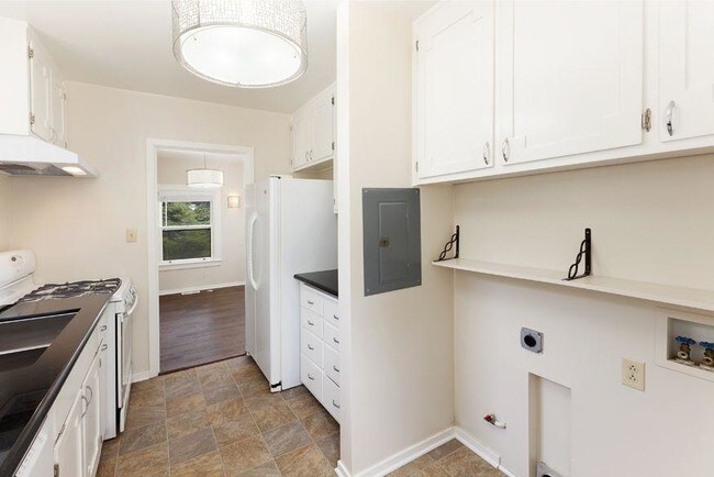 Building Photo - 3 bedroom in Sausalito CA 94965