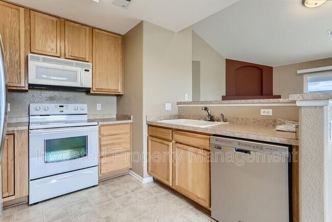 Foto del edificio - 8200 E 8th Ave