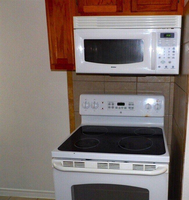 Foto del edificio - 2824 Mobley St NW