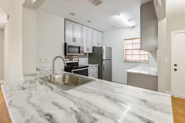 Foto del edificio - 3521 NW 94th Ave