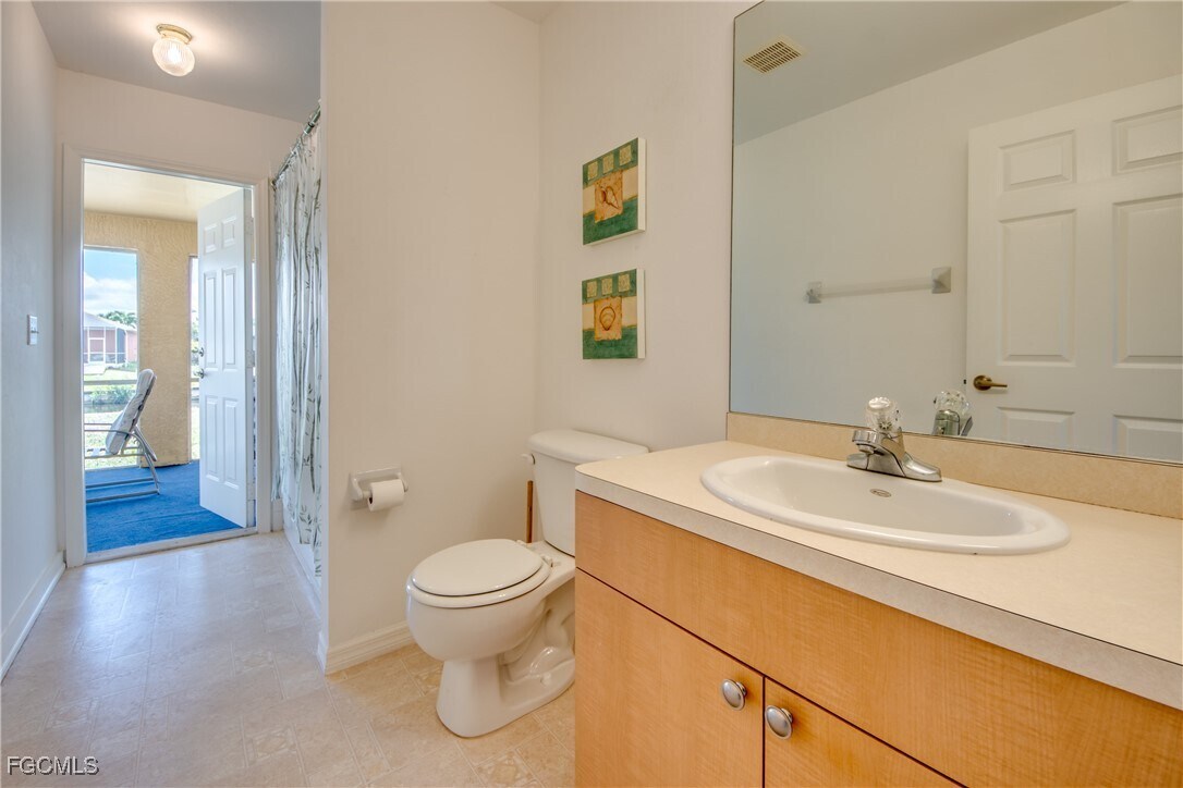 Building Photo - 1438 SE 23rd St