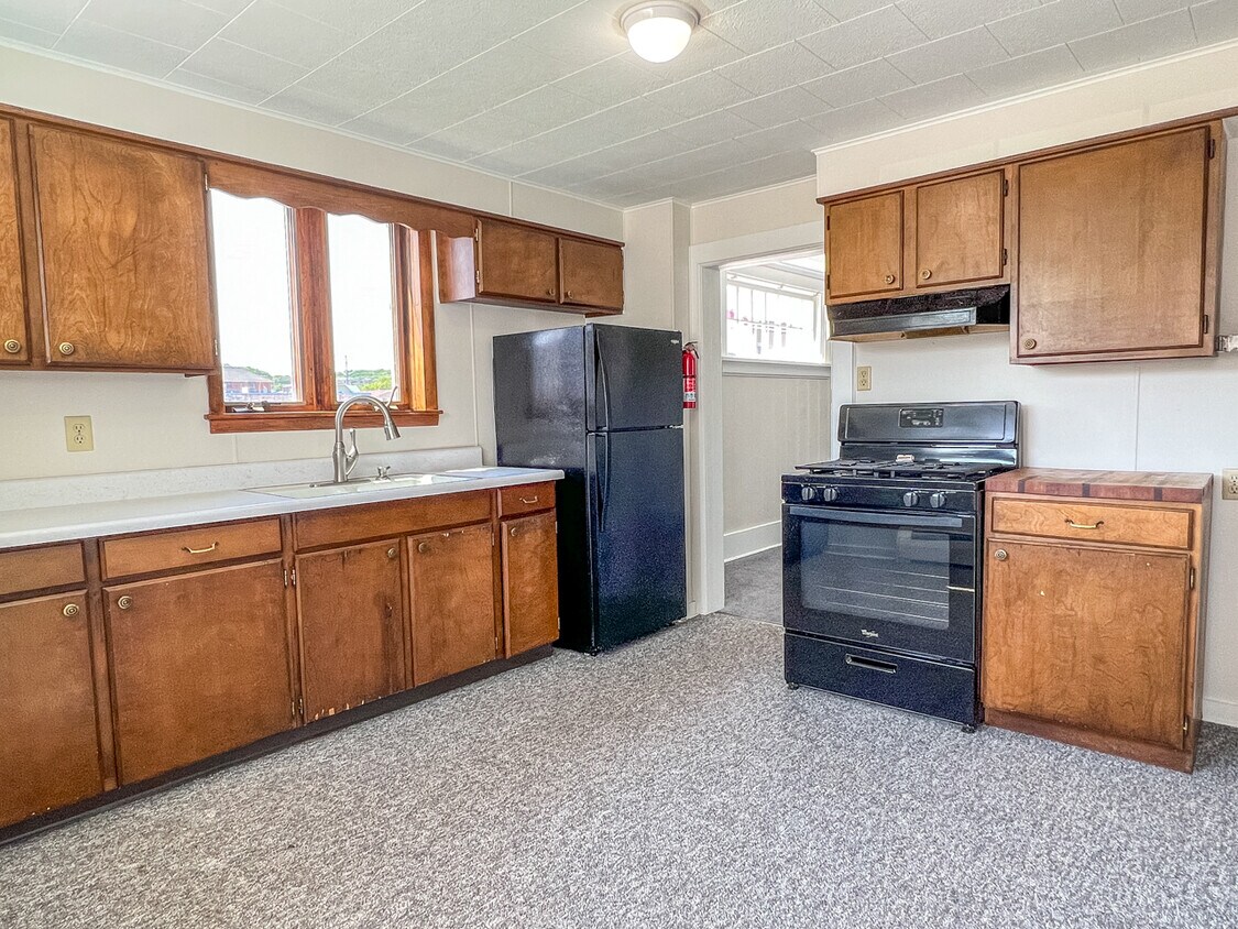 200 N 3rd St, Ishpeming, MI 49849 House Rental in Ishpeming, MI