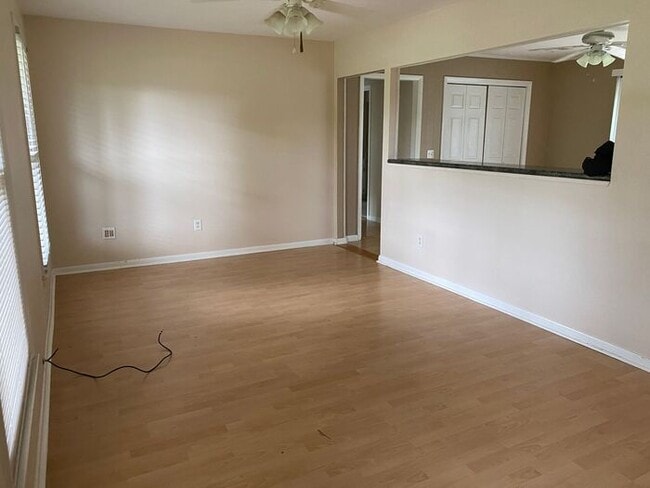 Photo - COMING SOON! 4Br, 2.5 baths, large kitchen, large bedrooms, fence, storage and more! N. College R... House