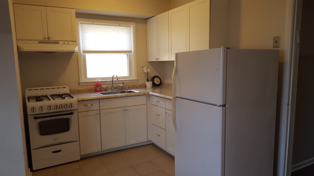 Foto principal - 1164 Willowbrook Rd