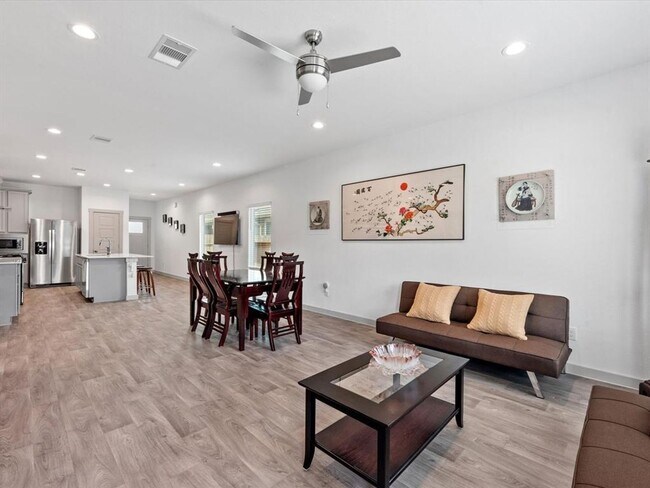 Foto del edificio - 12525 Abbey House Ct