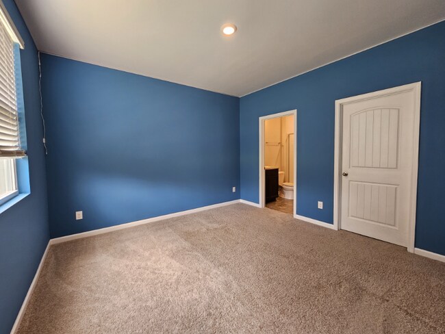 Foto del edificio - 2244 Carefree Ln