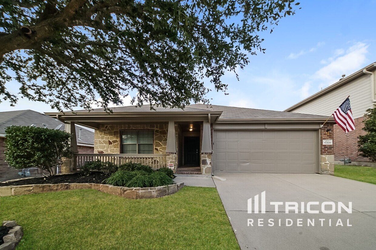 Primary Photo - 10448 Bradshaw Dr