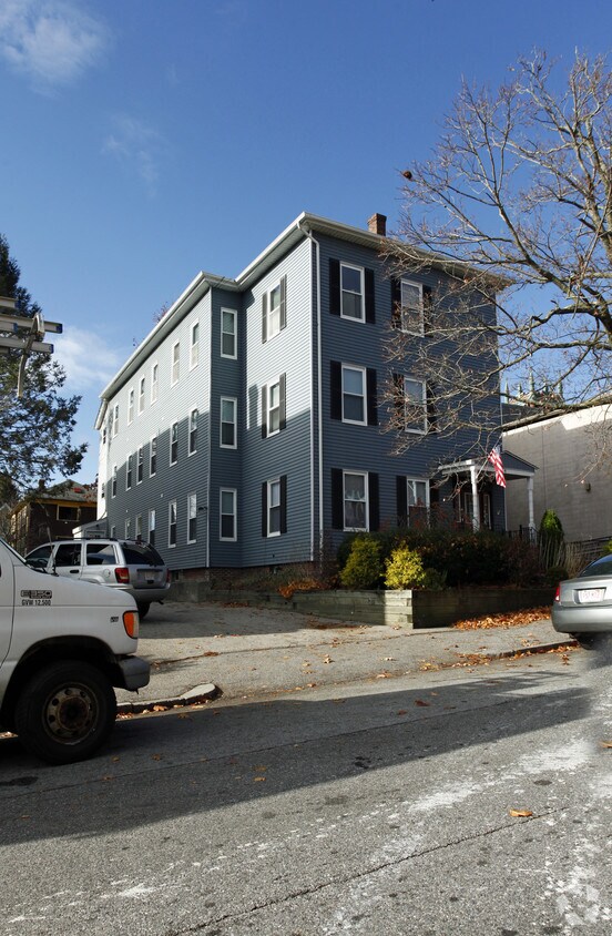 Primary Photo - 4 Wyman St