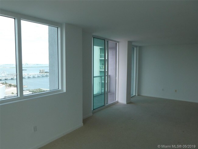 Foto del edificio - 253 NE 2nd St