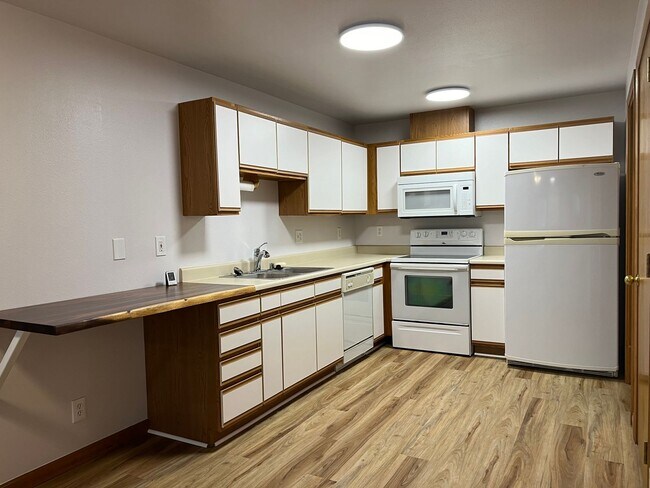 Foto del edificio - 4244 Wintergreen Cir