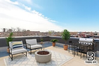 Building Photo - 1068 Putnam Ave