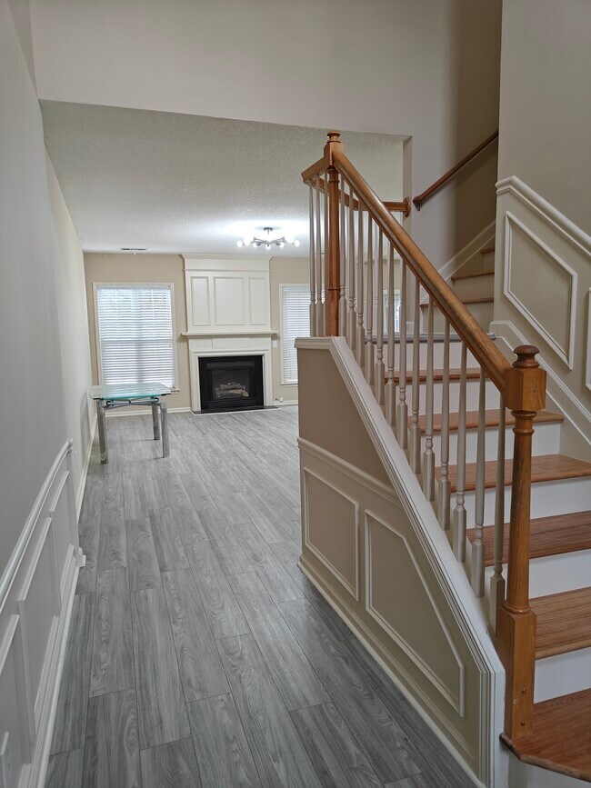 Vestíbulo - 2401 Elkhorn Ter