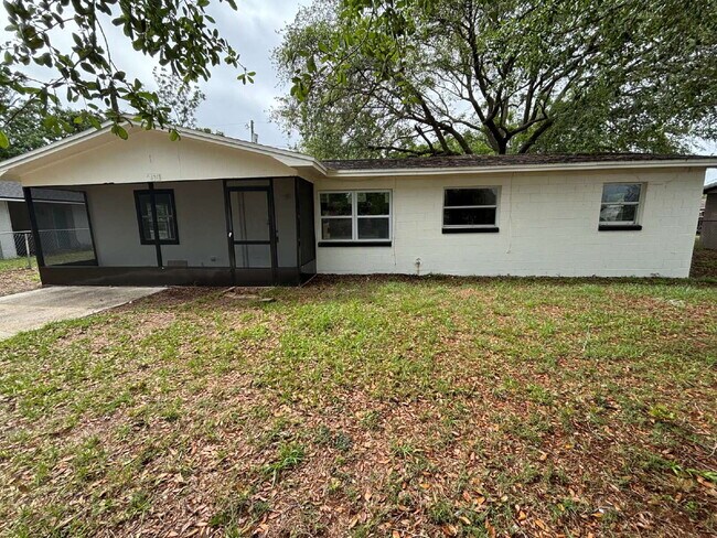 Foto del edificio - Newly Remodeled 4BR Home in Lake Wales – Prime Location!