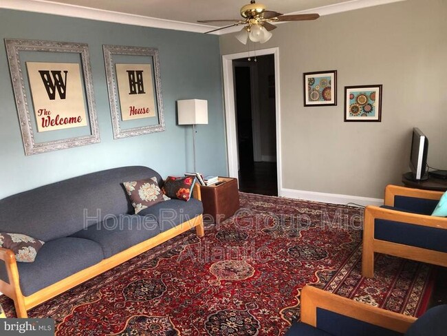 Foto del edificio - 7315 Margate Ct