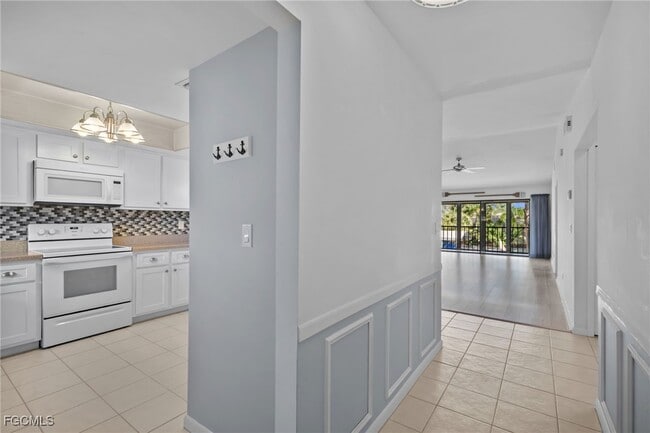 Foto del edificio - 15350 Moonraker Ct